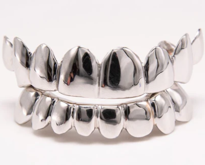 THE KODAK - WHITE GOLD 16 TEETH